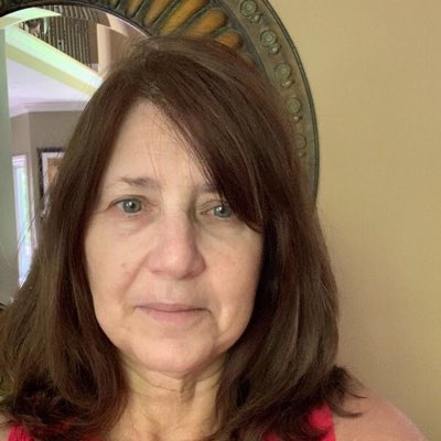 saracarlusa's tweet photo. #NewProfilePic https://t.co/U0mUysaVbF