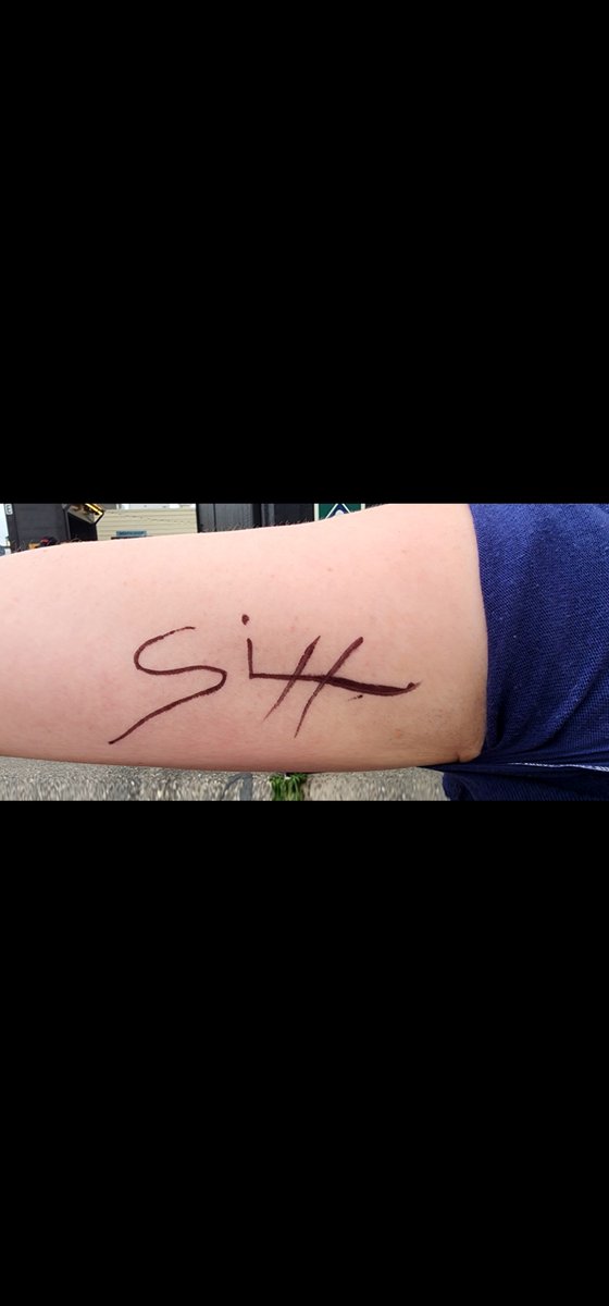 jamietx81's tweet photo. @NikkiSixx SLC show was 🔥-we def got all sweaty &amp; shit! 😂 Still cant believe THIS happend! 😵 inking it today. 

You asked about my shirt. Not thrift shop, got it from another TX Cruehead purch new fm TOP tour.
 
❤️ you all (but ur my fav) Ty4the 🎶 &amp; taking time to sign me! https://t.co/QQYWQqI1SD