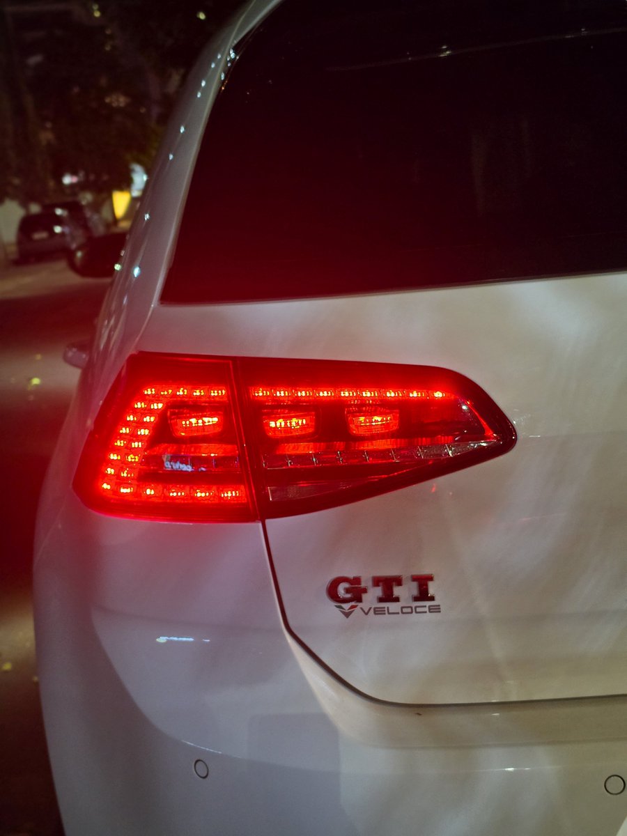 GabrielBH2100's tweet photo. Finalmente, temos um GTI manual no Brasil 🇧🇷 https://t.co/D8VaI2RRcr