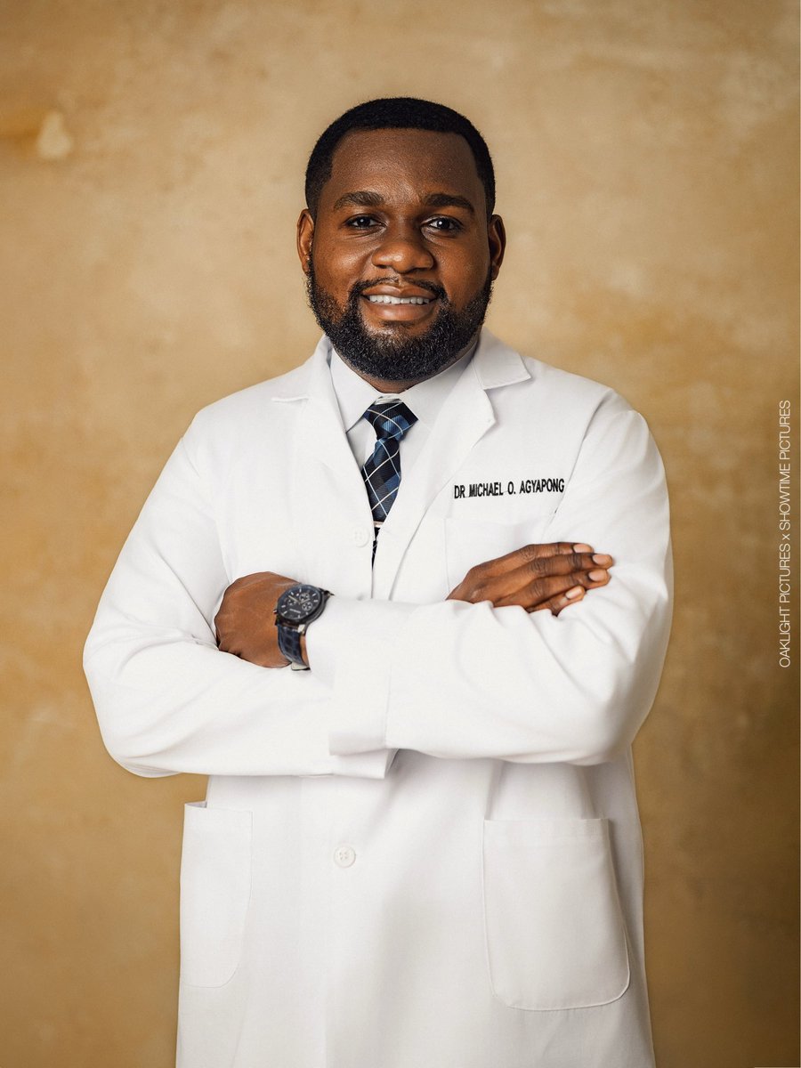 MichaelOpokuA11's tweet photo. With gratitude for the journey and elegance in the moment, a chapter beautifully concluded. 🎓✨
Introducing Dr. (Med) Michael Opoku Agyapong…🩺 https://t.co/rdNbZLytKy