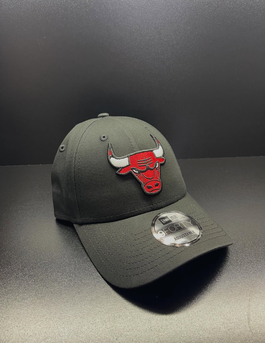 violetwhiteglcb's tweet photo. 9Forty
Chicago Bulls The League Black
€30 https://t.co/qOlqijZe0q