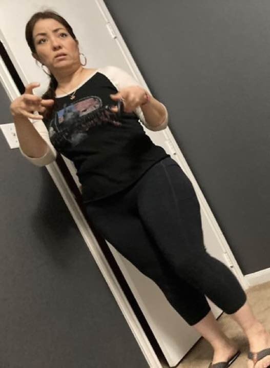 irlmilfs's tweet photo. Dm to goon to mommy Lizeth rn #lizeth #mommy #mom #goon #latina #viral https://t.co/cvC3oVtFVb