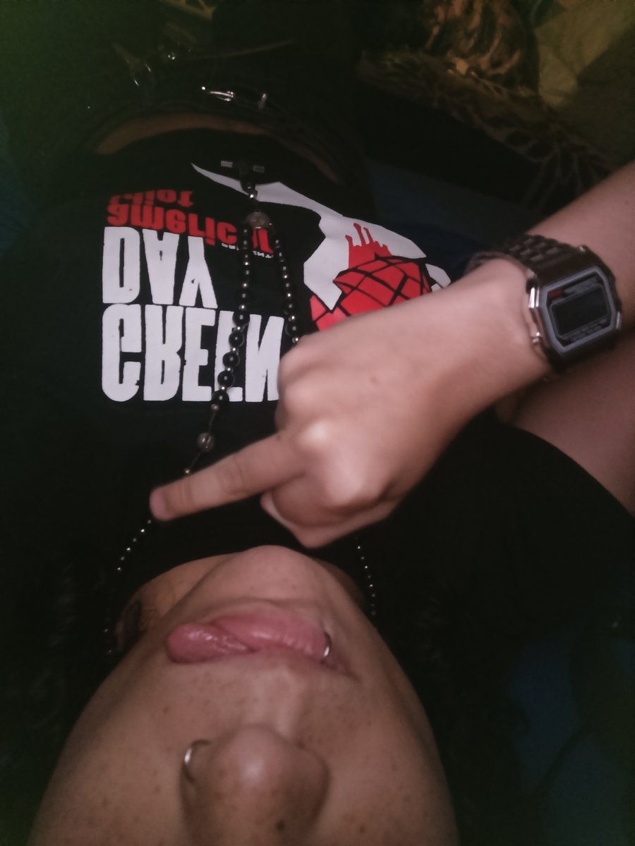 Shelovesmarci's tweet photo. @albeertou @DinoYosho @cora2603 el proyectado del 8, sigue chillando como puta, te la regalo para ver si piensas también que los hombres tienen tetas, pq andas bastante confundido amiguito, saludos ♡ https://t.co/PHCzNQdYVS