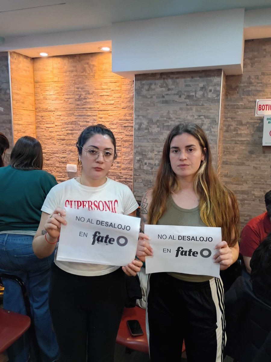 utectera's tweet photo. Acompañamos a lxs trabajadorxs de FATE y decimos: ¡NO AL DESALOJO! https://t.co/hp7SRVTSrE