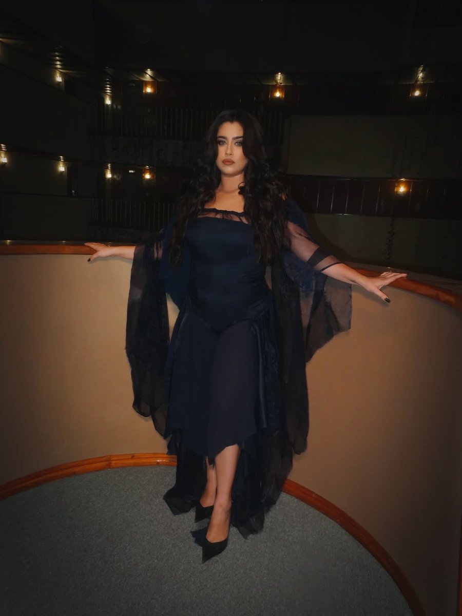 sitelaurenjbr's tweet photo. DEFINIÇÃO DE BELEZA! 

Lauren postou no Instagram #4: https://t.co/Qwifdvc2Om