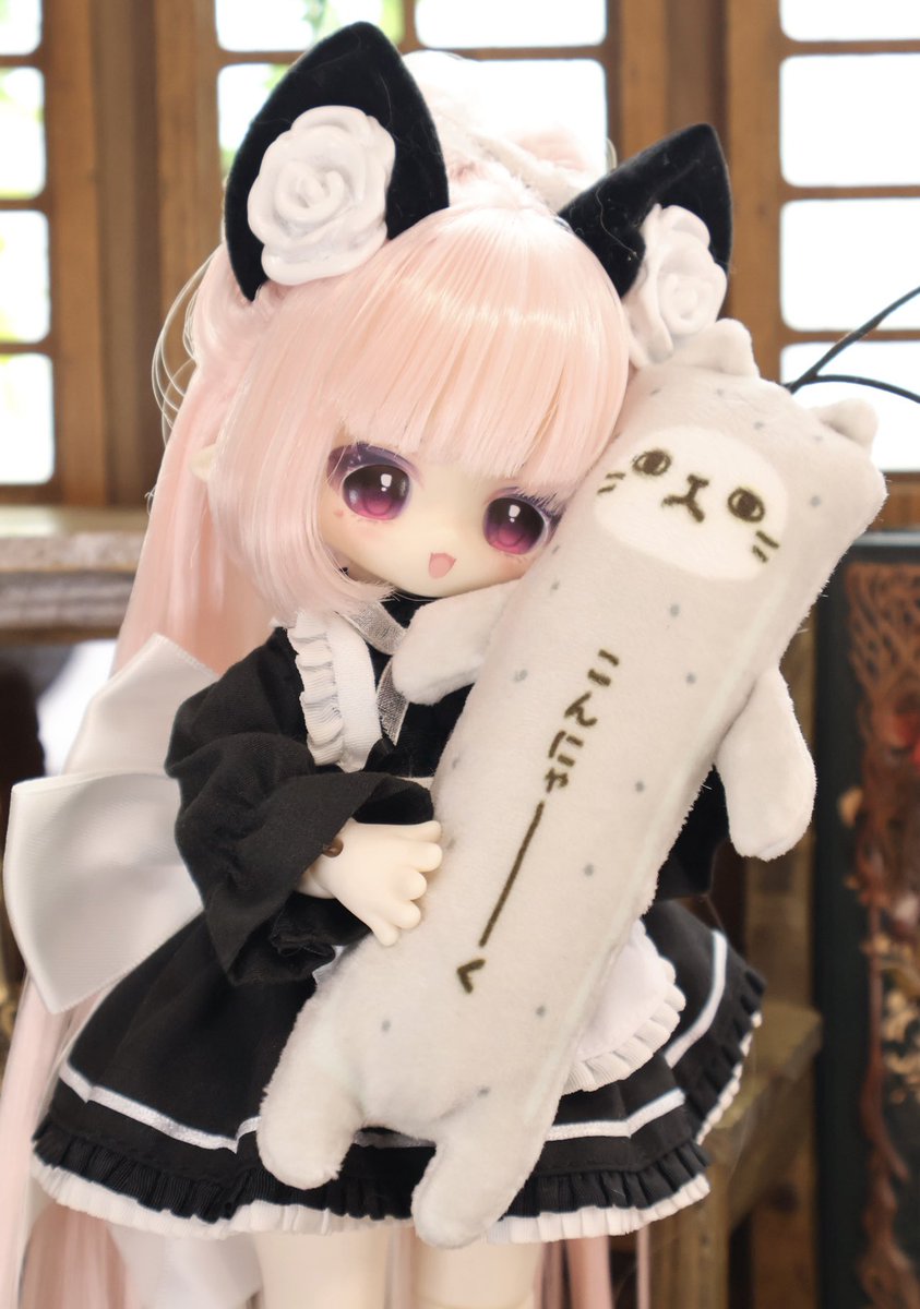 XxDoro_0v0's tweet photo. おはようございます✨

伊香保行った時に見つけたこのもちもち伸びる猫のマスコット…カバンに付けてる人を何度か見かけたのですが、実は有名なお土産だったりする…？♨️

#おはドル 
#モフモフおやすみ 
#絨絨晩安 https://t.co/9cnSTo1vaH