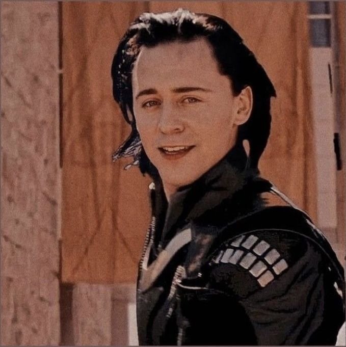 ElLoboChan1's tweet photo. Dis 1 aprendiendo a dibujar a #Loki https://t.co/xC0BJ9UfM3