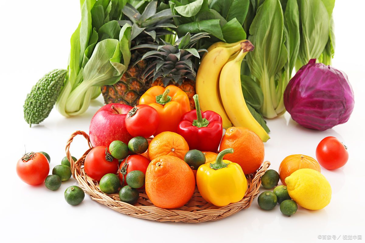 JoselynHegyx's tweet photo. Fresh organic veggies just landed in our kitchen! Stock up on crisp lettuce, juicy tomatoes and sweet bell peppers for your weekend meals—local harvest at its best https://t.co/ObPhYv5JBc