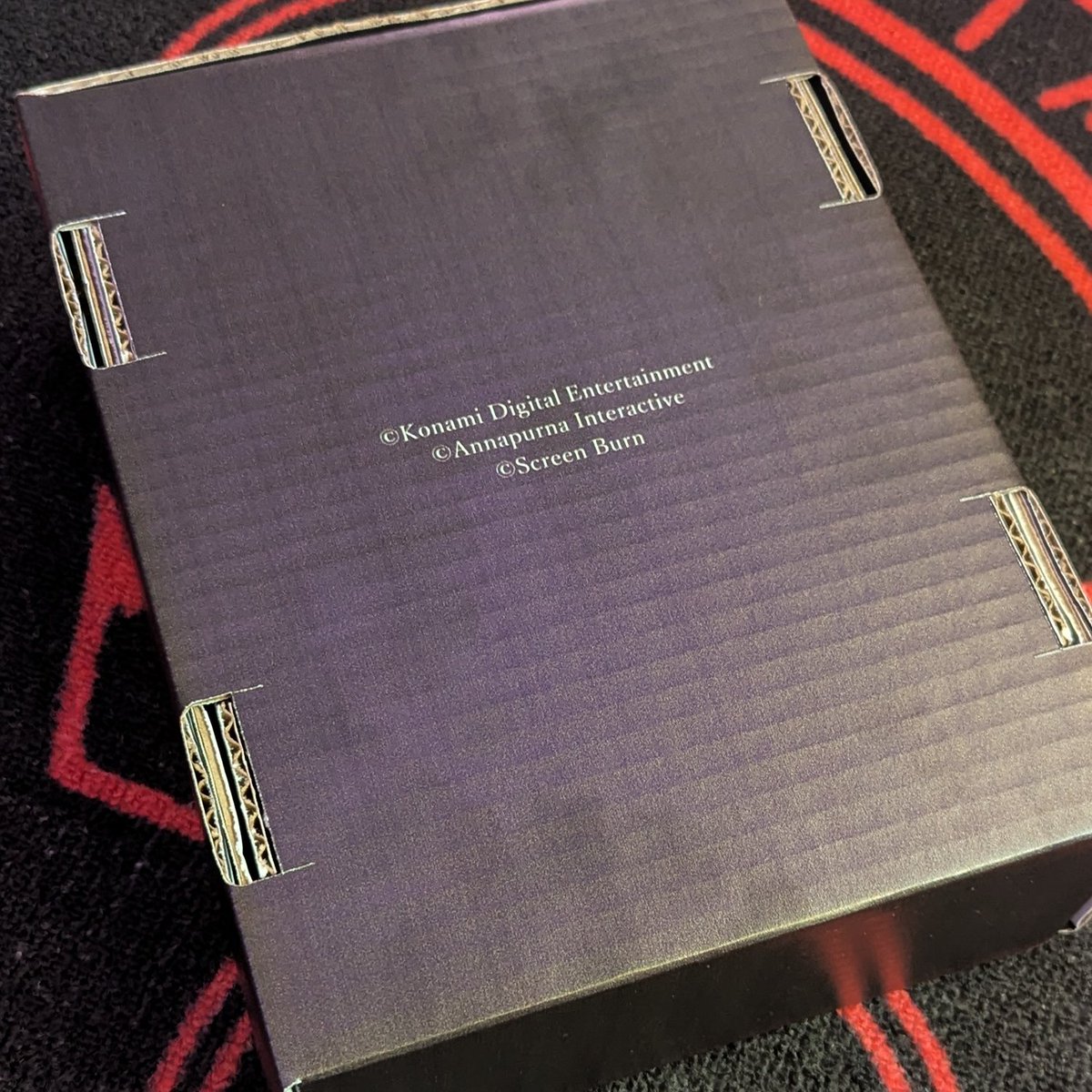 SH_Collection82's tweet photo. Yesterday I received a package from Silent Hill: Townfall's PR team! Inside was a replica of the CRTV Simon wields in the game.

It's gorgeous in person! 😍 I love all the scuffs and scratches on it. The best part though? It even works!!! 🤗 [cont]

#silenthill #サイレントヒル https://t.co/ZdXYmPmRCD
