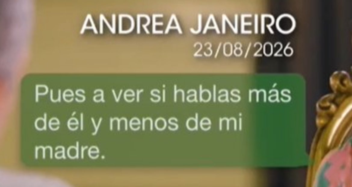 SwordGH's tweet photo. Andreíta cuando le pidan una prueba de maternidad: 

#DeViernes https://t.co/QAJE7a1wvj