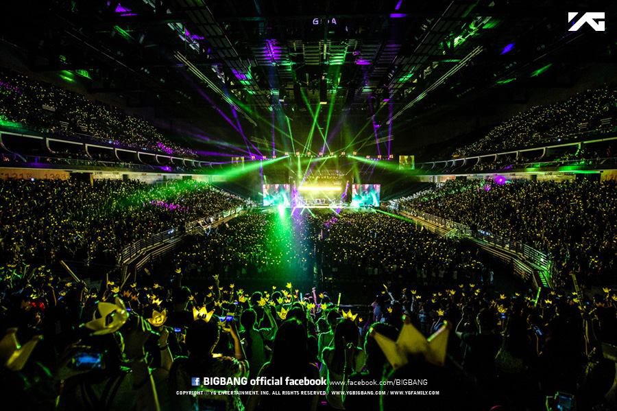 museofdae's tweet photo. BIGBANG in Kuala Lumpur Malaysia venue growth💛:-

BIGBANG Alive Galaxy Tour (2012) - Stadium Merdeka, approximately 15,000 attendees

BIGBANG MADE World Tour (2015) sold out for 2 days - Axiata Arena, approximately 12,000 attendees in 1 day. 24,000 attendees for both days.

BIGBANG COSMOS World Tour (2027) sold out for day 1 and day 2 pre-sale - TM Stadium National, approximately 65,000 attendees in 1 day. 130,000 attendees for both days.

#BIGBANGinKL