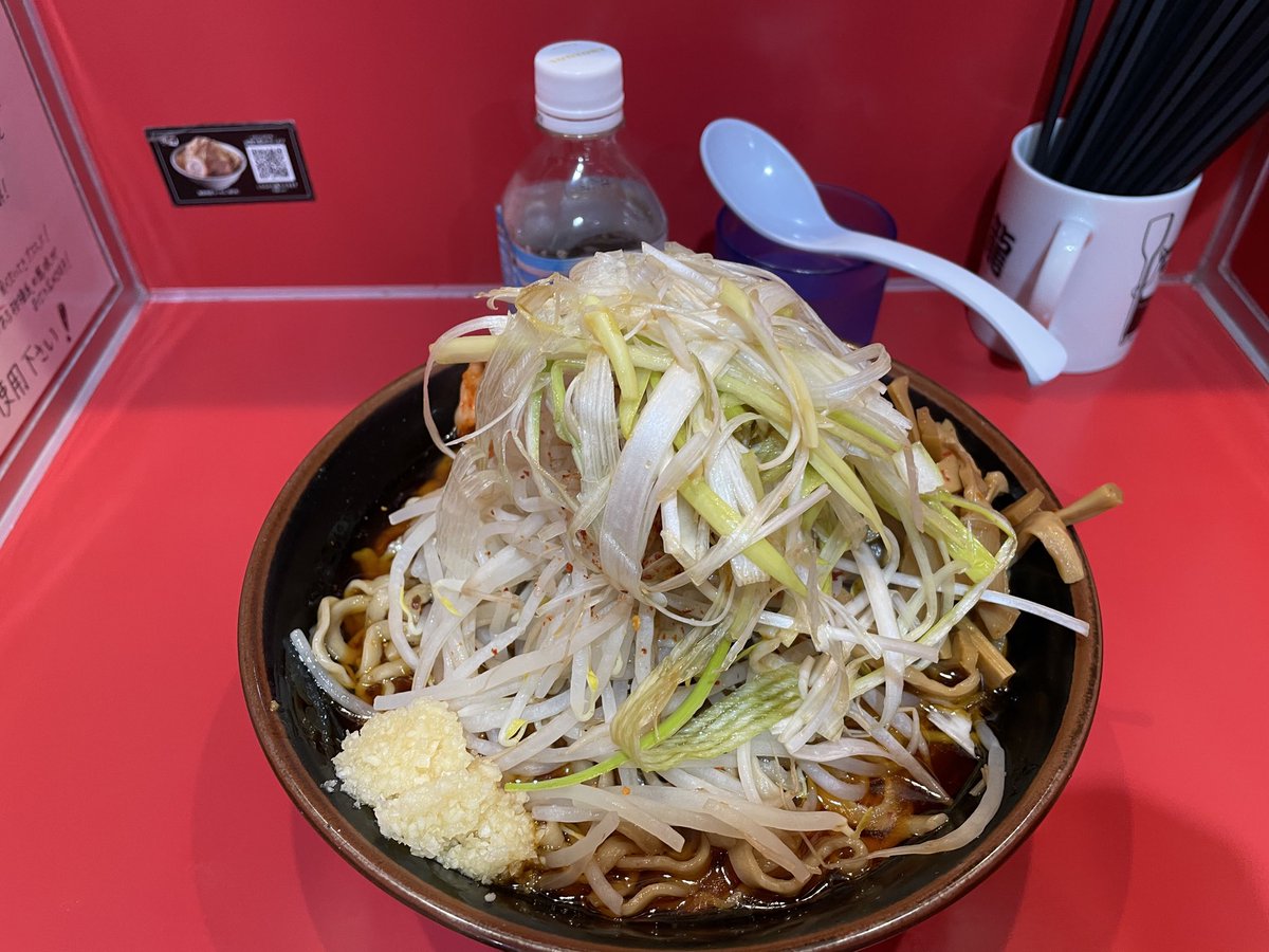 MyHobbiesGoon's tweet photo. 麺屋桐龍🐲久喜店さん@menyakiryukuki 

旨辛ラーメン🌶️味ネギ🌶️メンマ
月に一度は食べたい旨辛スープ＆麺！
豚厚かった(*^o^*)
食券に◯つけまし��！
今度は 「1.5 」と書いてもいいですか？ https://t.co/kohuMoqAtN