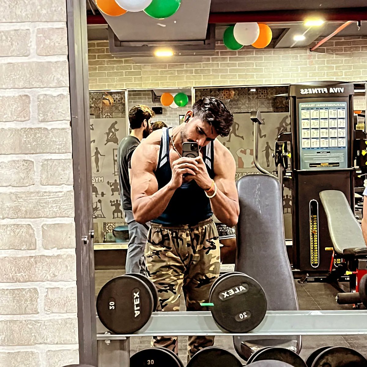 johnharrisfr0de's tweet photo. Self-Transformation 
Fat loss https://t.co/VZxXoe0R3e
