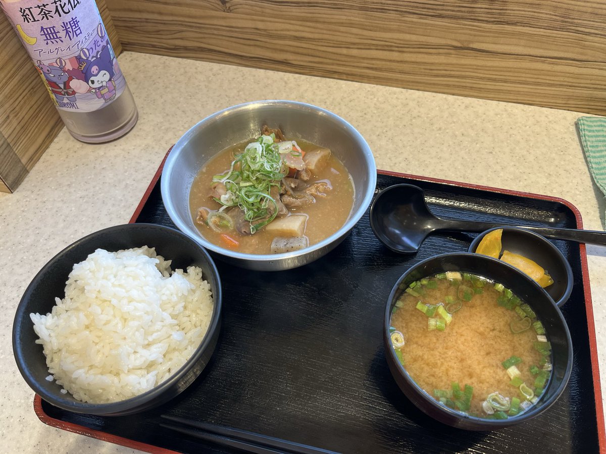 RoHvqr's tweet photo. 朝モツ煮! https://t.co/gHL5Y3Xu71