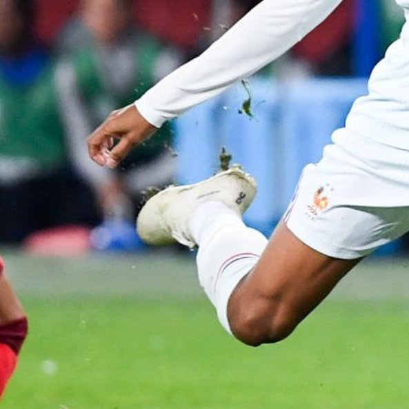 FootActu_2's tweet photo. 🚨 Kylian Mbappé 🇫🇷 a utilisé ses crampons "ON" pour la première fois face à la Turquie 🇹🇷 ce soir ! 🥿

PREMIER MATCH : BLESSÉ. 🤕

MAGNIFIQUE. 🤩 https://t.co/ZPzGFKSovO
