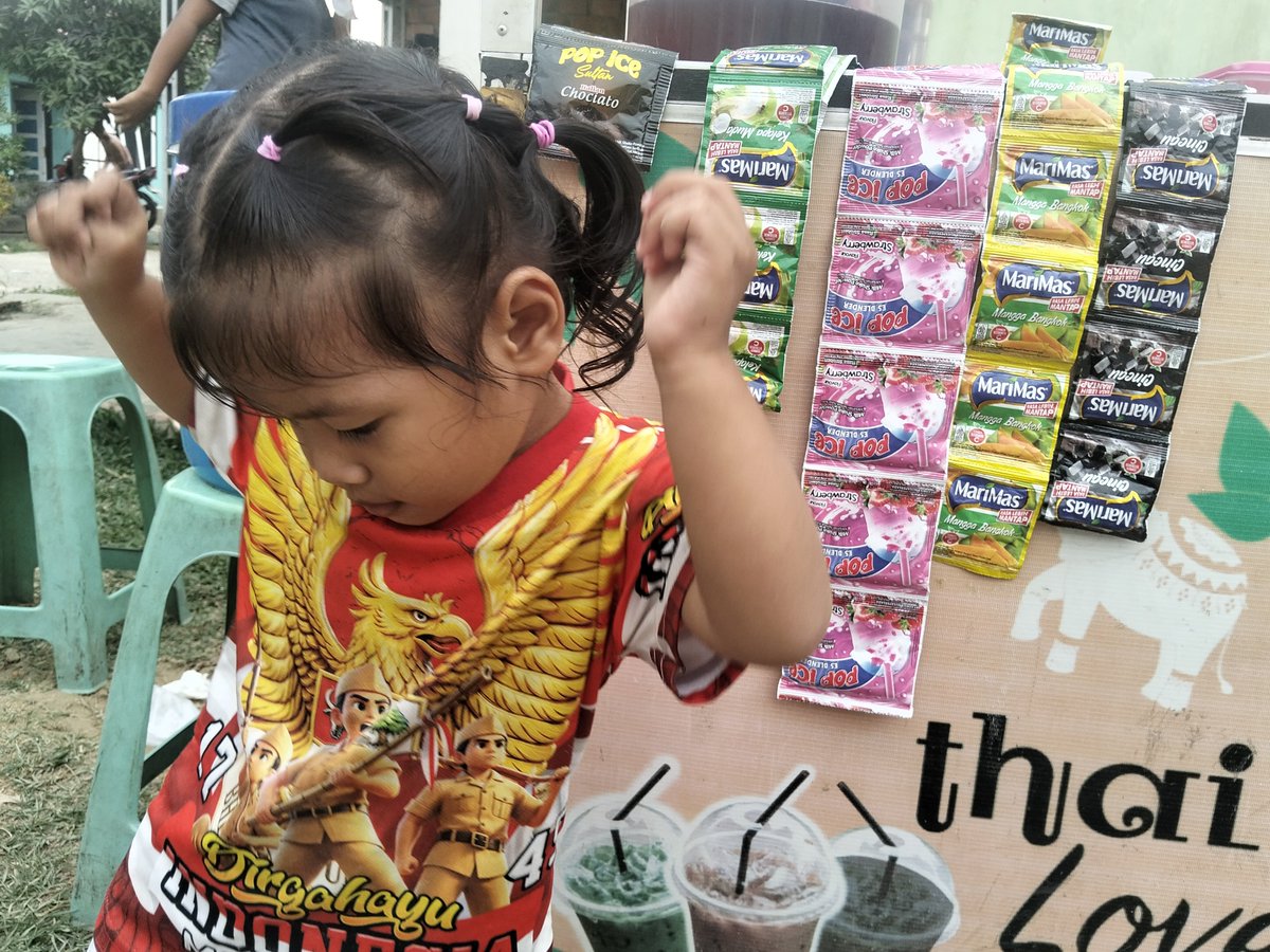 clarisanusa's tweet photo. Halo warga x
Kakak semuanya
Bisa bantu Nusa buat ramein jualan nusa 🙏
Nusa jualan cireng+tahu+pempek harga 1k
Bisa titip buat berbagi jumber atau berbagi ke pondok 
Kami butuh bantuan karena kami lagi butuh biaya buat makan dan kebutuhan sehari hari 

Terima kasih kakak https://t.co/0qBnBduZZo