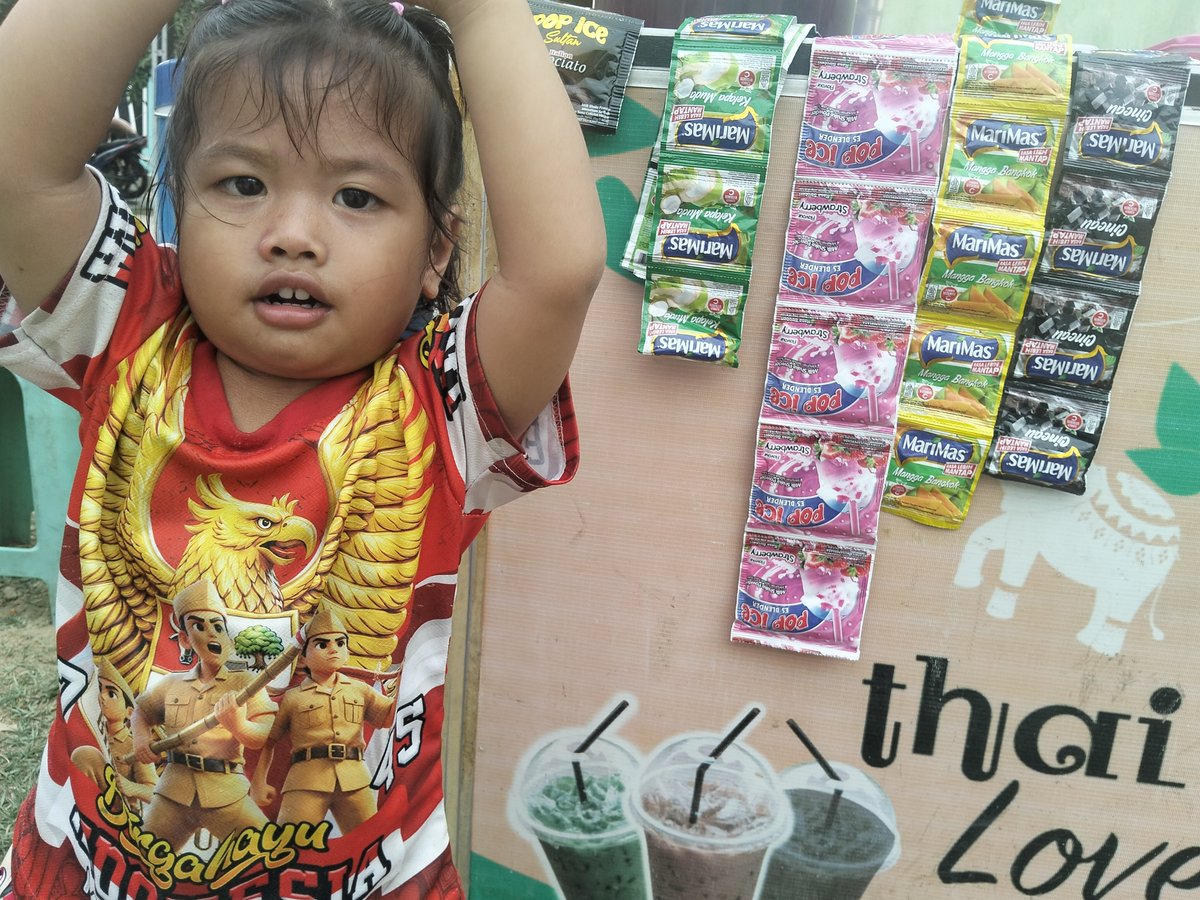 clarisanusa's tweet photo. Halo warga x
Kakak semuanya
Bisa bantu Nusa buat ramein jualan nusa 🙏
Nusa jualan cireng+tahu+pempek harga 1k
Bisa titip buat berbagi jumber atau berbagi ke pondok 
Kami butuh bantuan karena kami lagi butuh biaya buat makan dan kebutuhan sehari hari 

Terima kasih kakak https://t.co/0qBnBduZZo