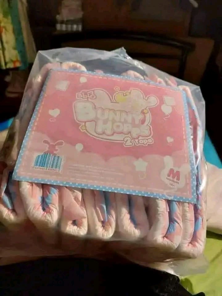 MommyAlexc3ad's tweet photo. I’m a abdl lovely mommy that diaper and take care of baby and also breastfeed them 24/7 feel free to dm mommy https://t.co/iwjechs2DQ