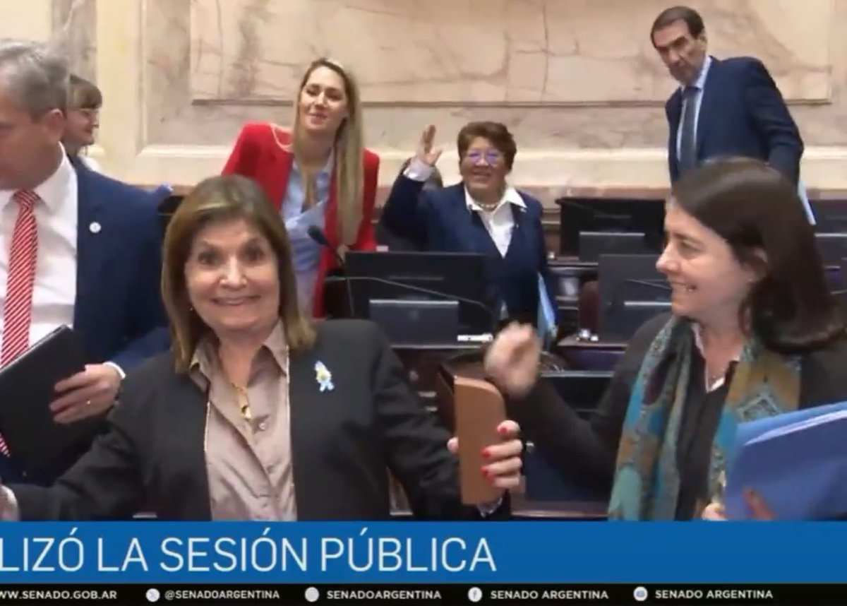 EstebanPaulon's tweet photo. Acordate de esta imagen cuando llegue la próxima factura de gas con aumentos imposibles https://t.co/nx0ycWumxs