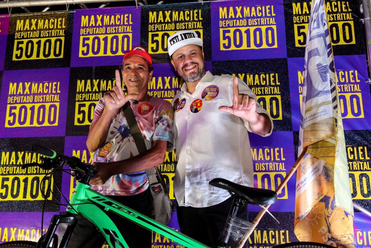 maxmacieldf's tweet photo. Tá lindo o nosso comício!
Obrigado a cada um e cada uma de que colou! https://t.co/V1pldtvJ4a