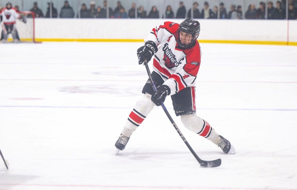 JetsAlumni's tweet photo. Without an alumni birthday or significant moment today, we again salute Vayda Rigaux (Glenlawn Collegiate) &amp; Tyson Mullin (Morden Collegiate) who each received $2,500 from Winnipeg Jets Alumni &amp; Friends MHSAA Scholarships.  Congratulations and good luck to them both! https://t.co/muspKEiOux