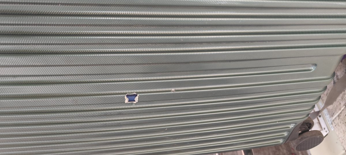 Jignesh6685's tweet photo. @airindia My checked-in baggage was damaged during my journey PNR YPLFAY, Baggage Tag AI569446. The suitcase hard shell has a visible crack/damage.  provide the PIR/claim reference number and resolve the issue as per applicable rules. https://t.co/TKWoVTfqUs