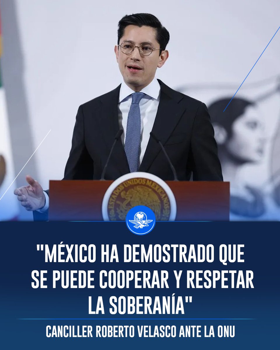 El_Universal_Mx's tweet photo. 🔴 Durante la 81 Asamblea General de la ONU, Roberto Velasco destacó que el país ha demostrado que es posible mantener una cooperación estrecha y respetuosa con otras naciones, al tiempo que se hace valer plenamente la soberanía nacional.

El canciller también llamó a renovar la Organización de las Naciones Unidas.

https://t.co/02SxbPsWrS