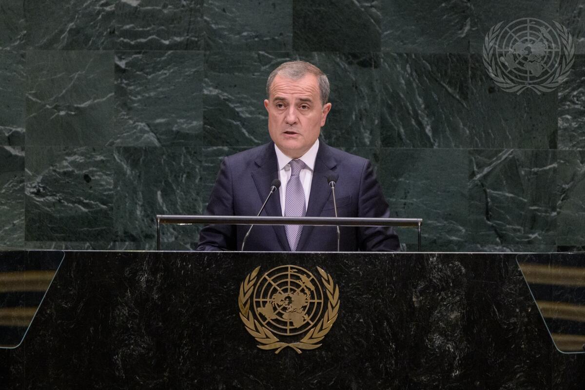 Journal_UN_ONU's tweet photo. H.E. Jeyhun Aziz oglu Bayramov, Minister for Foreign Affairs of Azerbaijan @UN #GeneralDebate
🔗Access the recording and transcript of the statement here: https://t.co/btsQDvN5sV
#UNJournal #UNGA81
© UN Photo/Manuel Elías https://t.co/cWvFrg3euj