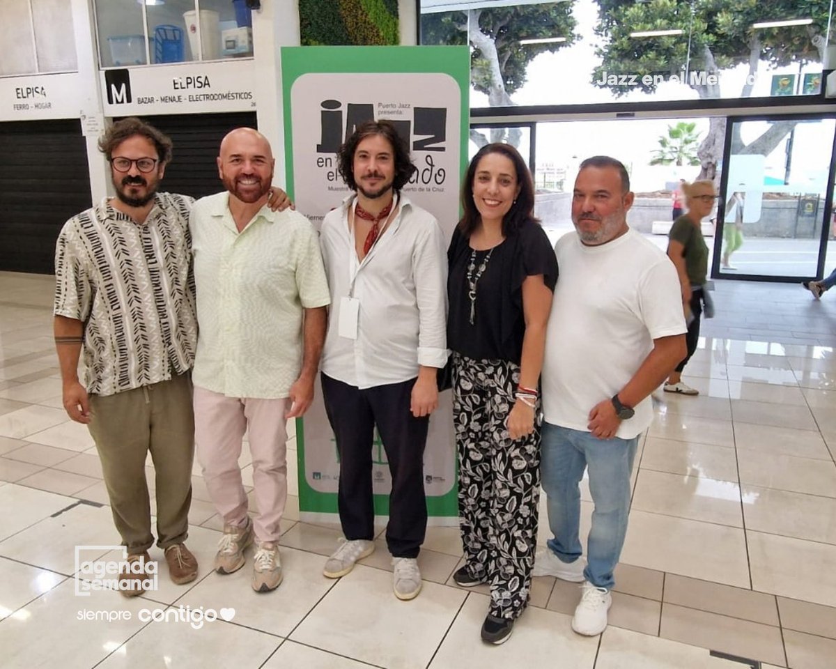 psoeportuense's tweet photo. 🎷 Cultura, música y talento local en nuestra agenda del fin de semana 🌹

Este fin de semana hemos estado presentes en el primer acto de la muestra "Jazz en el Mercado", disfrutando de las actuaciones de Idafe Pérez y del Gino Marcelli Quartet en el marco de este consolidado ciclo musical de Puerto de la Cruz.  

Además, hemos visitado el Gran Hotel Taoro para disfrutar de la primera edición de Poderío: Pop Up Market, un magnífico escaparate con marcas canarias dedicadas a la moda, el diseño, la artesanía y la decoración. 

Apoyar este tipo de iniciativas es fundamental para impulsar el talento local, fomentar el comercio de proximidad y dinamizar la economía de nuestra ciudad.

Nos representaron en estas citas Marco González (@marcosinese), Roberto Medina (@robertomedina91), Macarena García (@mariamacarenagarciacarrillo), Rebeca Toste (@rebecatoste) y Enrique Moll (@e.moll_rubio).

X: @psoeportuense
Instagram: @psoe_puertodelacruz
Facebook: @psoepuertodelacruz

Nuestro compromiso es #SiempreContigo.

#SiemprePuertodelaCruz #SiempreLeales #PuertodelaCruz #PsoePuertodelacruz