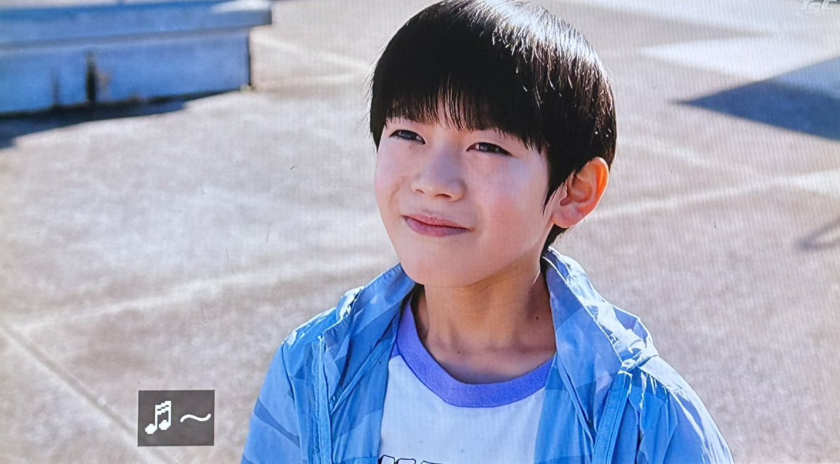 heikayuuji's tweet photo. ゼロ師匠が本当にヒーローしててカッコいい
あとこの子、表情演技うますぎません？
ゼロ師匠憑依してた時と全然違う…

#ウルトラマンテオ
 
#ウルトラマンゼロ https://t.co/smGZnN3xVH
