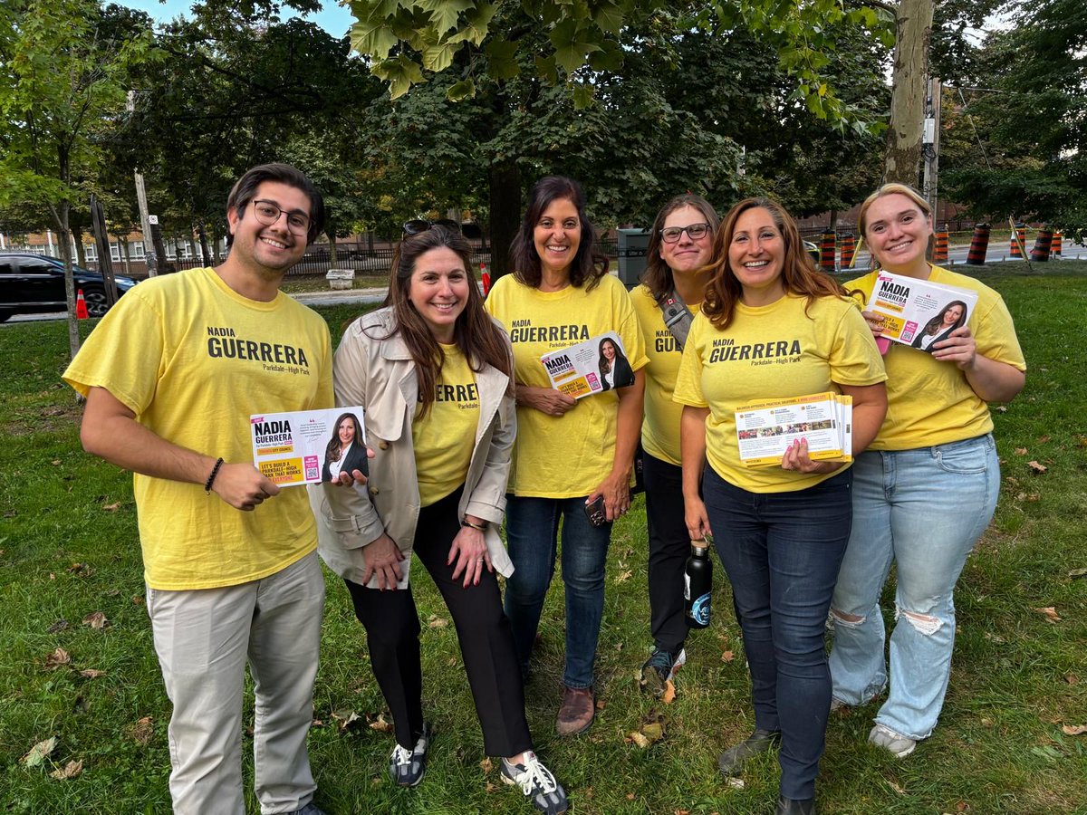 nadia_guerrera's tweet photo. Another day, and more doors knocked! 

Can’t think of a better way to spend an evening than with good company and conversations. 💛 https://t.co/ssSREkplWG