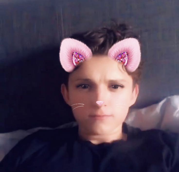 Nic_qoue's tweet photo. Dejé el vicio de Tiktok por el vicio de Twitter https://t.co/BEEZGn3KKb