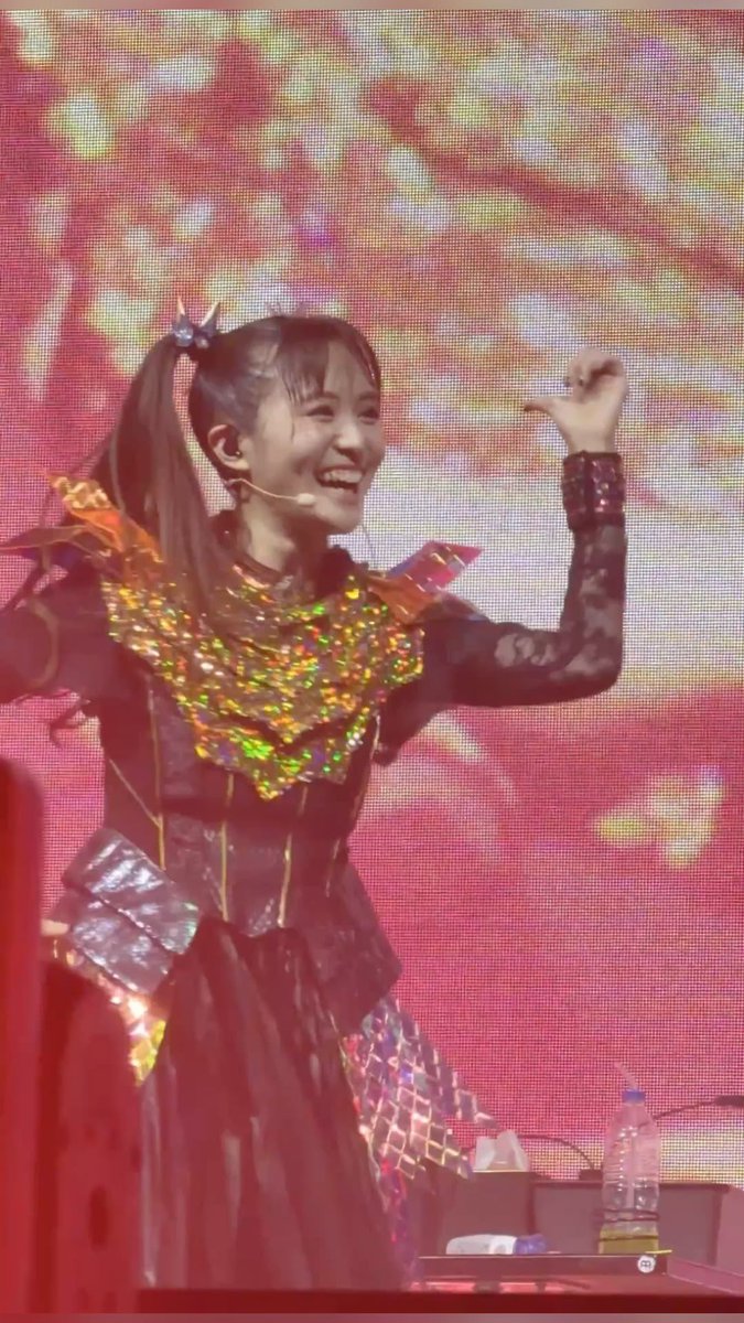 moathinker's tweet photo. for years when i struggled with depression and my identity, moametal’s smile was the only thing that made me happy…
i wish i could tell her😢 https://t.co/AQBiZBAvpX