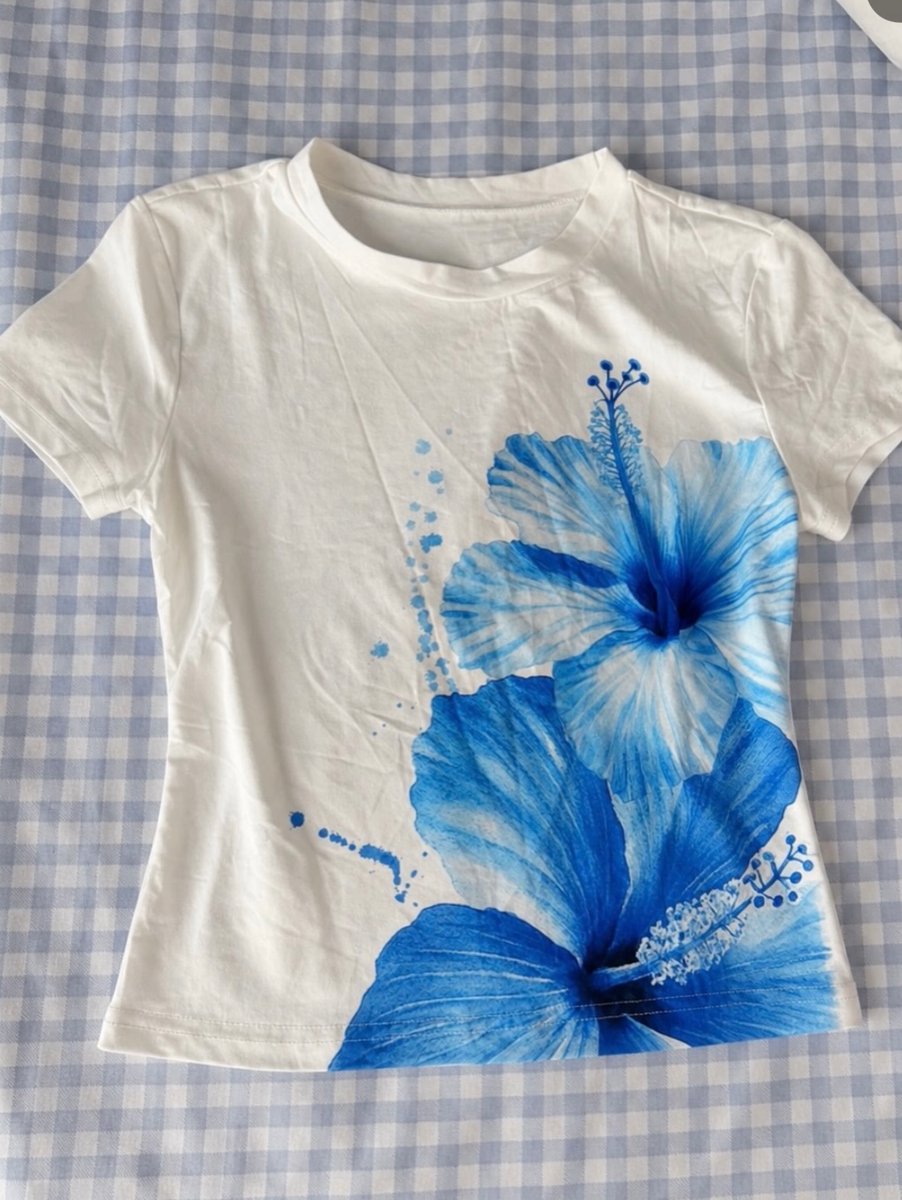 cleberson30's tweet photo. Camiseta floreada, talla M. Q70 https://t.co/TUdgDpgO6A