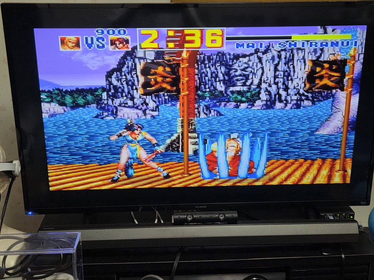 negative1942's tweet photo. スーファミ版 餓狼スペシャル
令和の今になって溜め技が出ない謎が解けた🤣

コマンド入力を一度Nに戻して最後のキー入力+ボタン押さないと出ない😖

例 
カイザーウェーブ  ←溜めN後↗XY
旋風剛拳 →↘↓N後BX

そりゃあ、レイジングストーム出て溜め技出ない訳だわ😂

#レトロゲーム https://t.co/Xnax9iQdIw