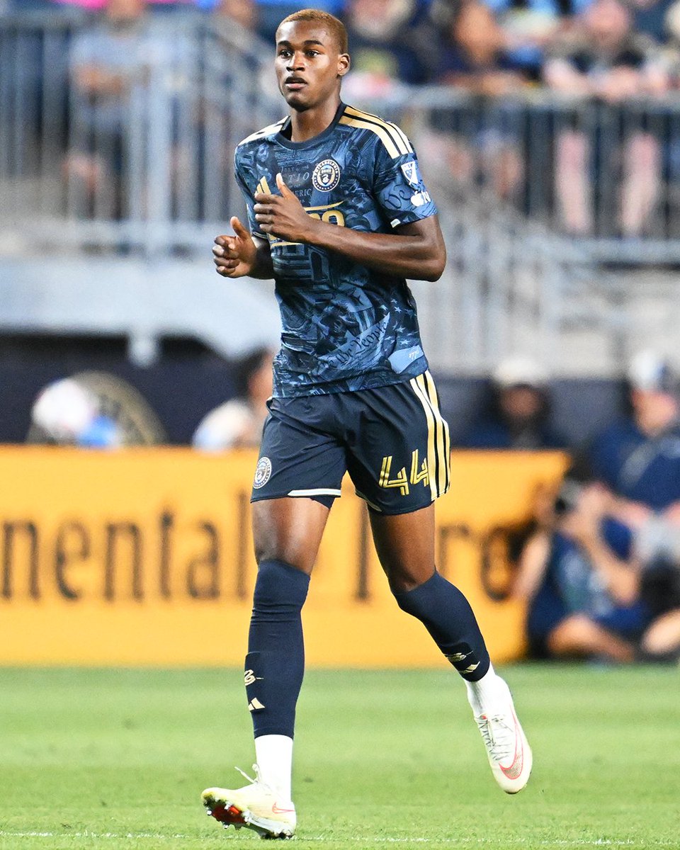 “The expectation they gave me was enjoy, compete, and it's an honor to represent the crest...