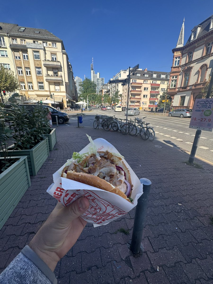DavisBauerLaw's tweet photo. Currently in Frankfurt, Germany 📍🥨 https://t.co/9tniJvpojl