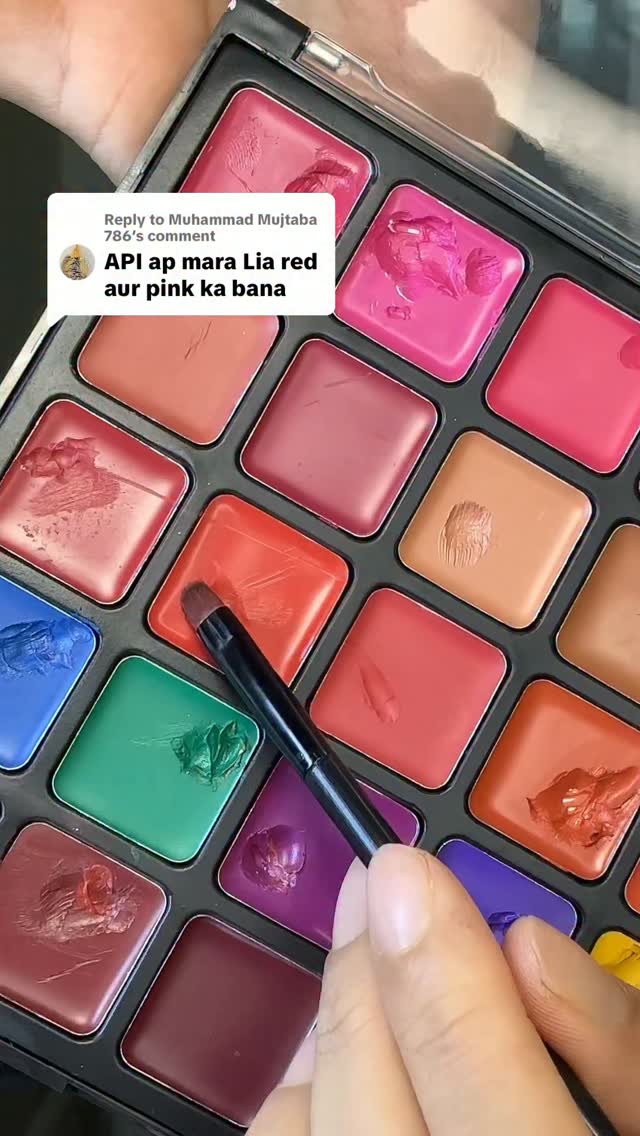lillianbakeri3f's tweet photo. Stop buying new lipsticks! Start mixing your own. Custom shades are always better. Would you wear the second one? https://t.co/udxL3Dxgml