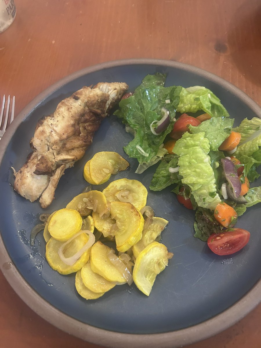 iDavidMurphy's tweet photo. Grass fed meatloaf, and other recent #CeilsMeals https://t.co/IUMjeqLcrY