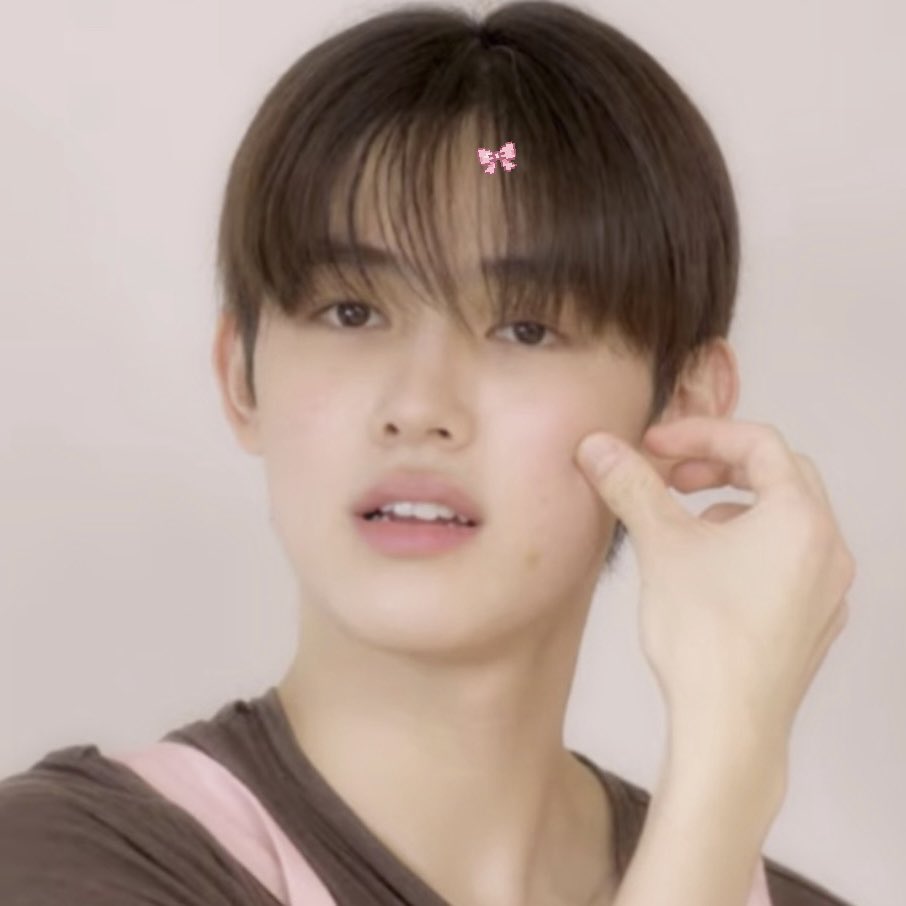 eyanngantuk's tweet photo. cooking with rosy cheeks https://t.co/Rie2QCdOAR