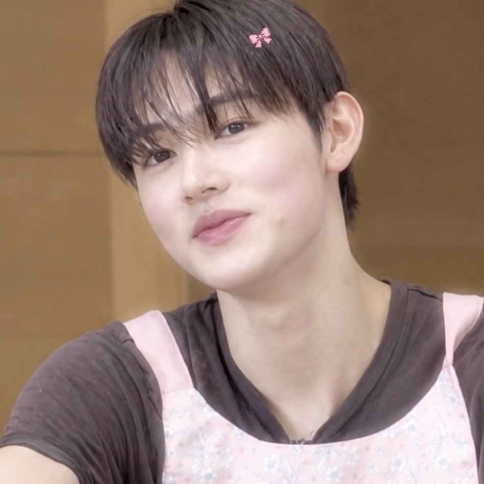 eyanngantuk's tweet photo. cooking with rosy cheeks https://t.co/Rie2QCdOAR