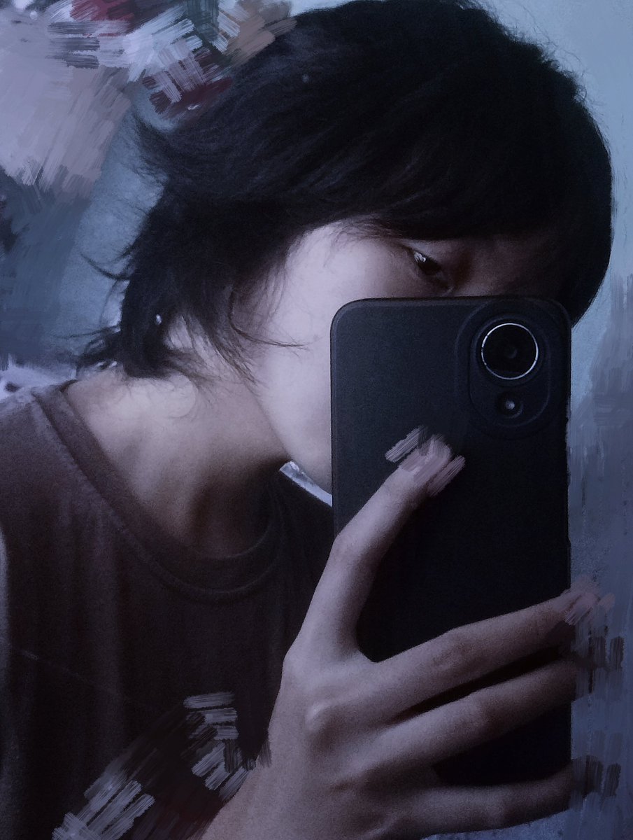 _L1mbz_'s tweet photo. Trimmed my hair https://t.co/0h7nqYoF1U