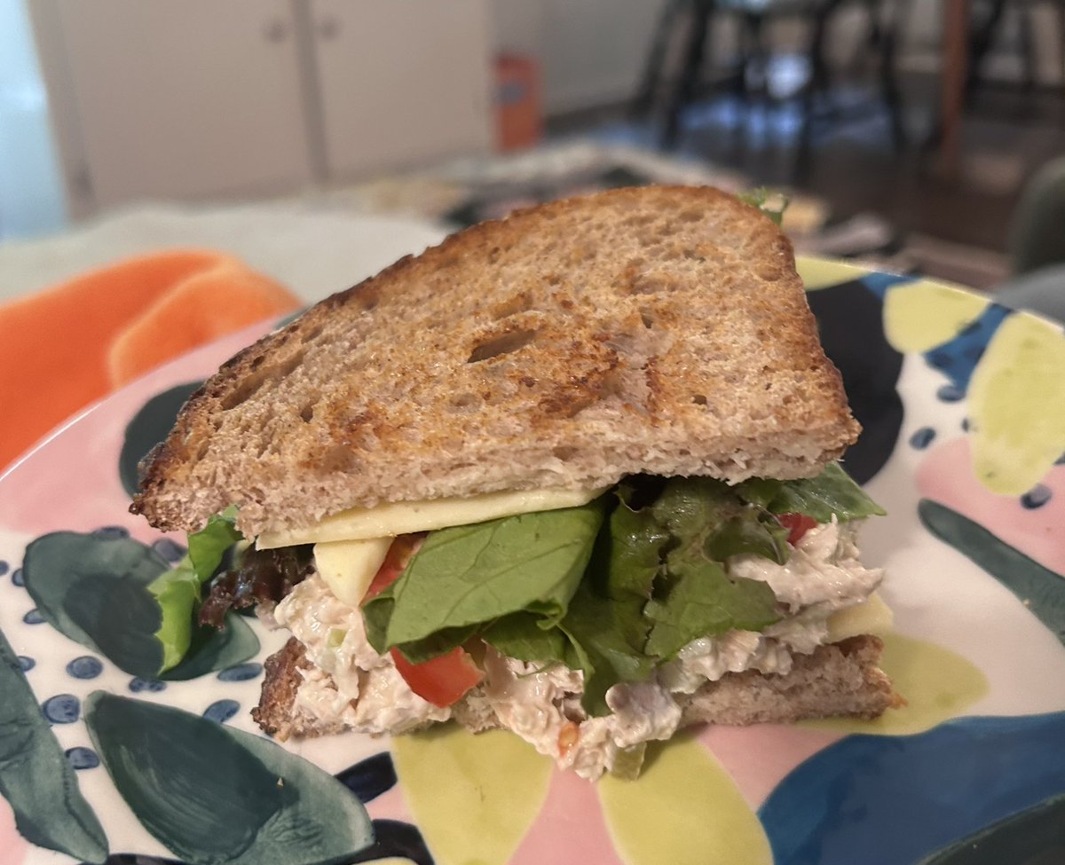 iDavidMurphy's tweet photo. #CeilsMeals makes a great sandwich. Much better tasting than the nasty vegetable juice concoction she’s wanting me to drink. https://t.co/T3Wwmynnio