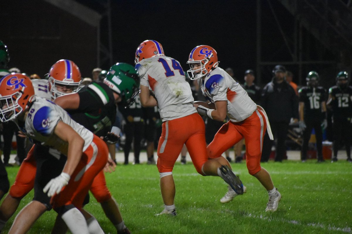 GKCogsAthletics's tweet photo. The Cogs answer right back and march down the field as Jaiden Lee runs in the 4-yard touchdown! Adrian Leon's kick is good. 
GK 14, North Boone 14.
6:29, 2nd Qtr. https://t.co/XF4kRSjQbf