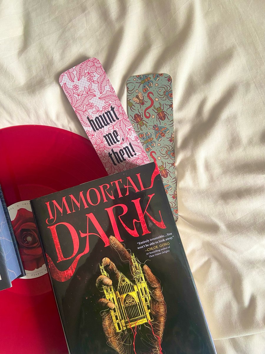 camilathompsone's tweet photo. My Top 2 Reads of the Year (so far)

1. Daggermouth 
2. Immortal Dark 

These books completely consumed me. Both are incredible, filled with morally gray characters you can’t help but relate to and root for. If you haven’t read them, add them to https://t.co/cq58J9URBn
