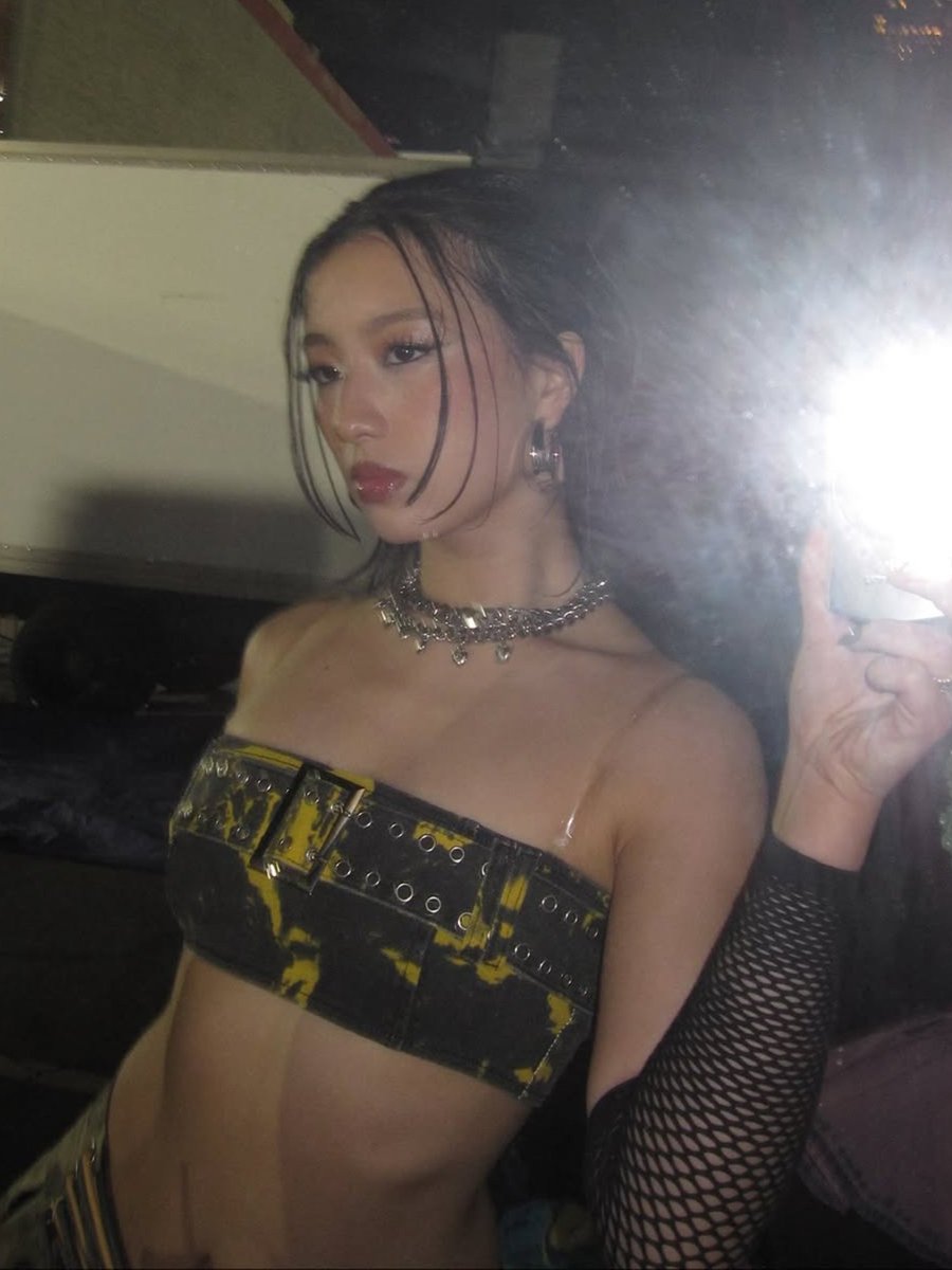 savannasgf's tweet photo. WTF IS HER PROBLEM https://t.co/0WMp0wODps