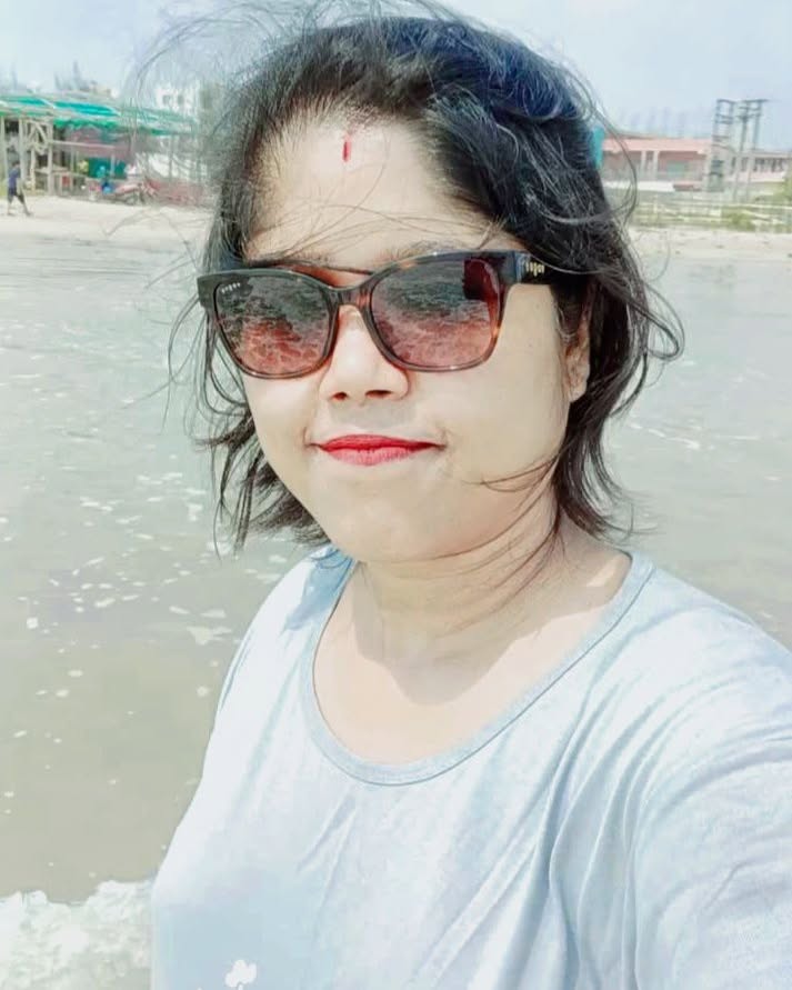 jamesriverahahk's tweet photo. Two restless eyes filled with emotion, you let your timid veil flutter in the breeze. I have preserved your beauty’s sweetness within me; from afar, I watched only you, gazing on, spellbound. https://t.co/dDbuhx7Rm6
