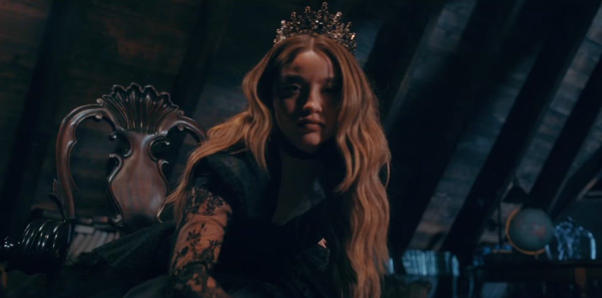 QGdaSevilla's tweet photo. Karol Sevilla visual | El Juego

yt:https://t.co/hmdycuocfz

spotify:https://t.co/tpGe28fAtC https://t.co/xUvXMYR477