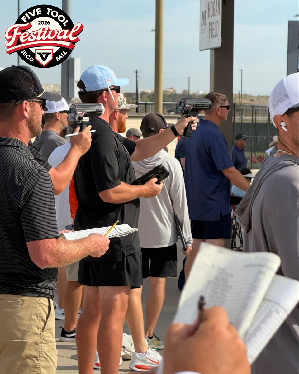 FiveTool's tweet photo. 👀 JUCO boys get eyes.

The 2026 @FiveToolJUCO #FallFestival had over 180 college coaches and MLB scouts from over 105 different organizations.

#WatchEm https://t.co/9HLHfCmZO6
