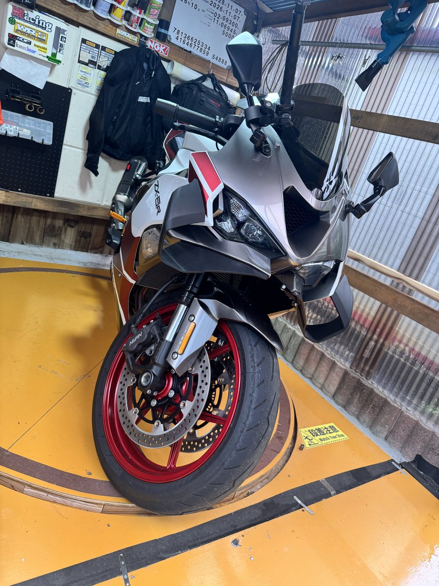 hno3_nAcid's tweet photo. ヒゲもらったんで合わせてみたんですけどこれはアリなんですか？ナシなんですか？？🥹

10R買えないんだね🤭とか言われるんですか？？🥺 https://t.co/iLnZv3eF9N